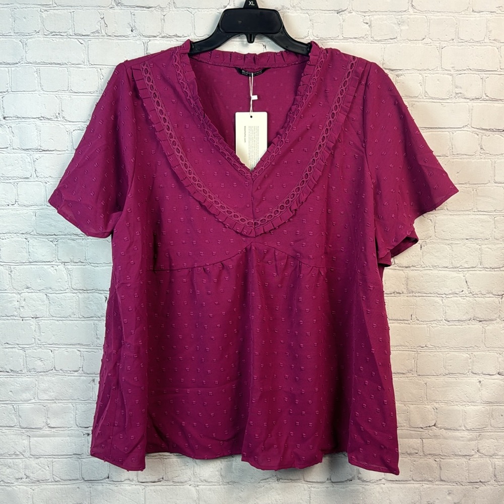 BloomChic Purple Dot V-Neck Flutter Sleeve Top Plus Size 2X - Picture 2 of 6